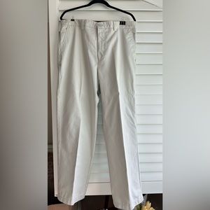 Men’s Dockers khaki pants W38 L31